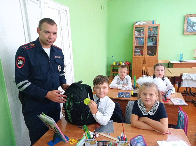«Засветись! Стань заметнее на дороге!».